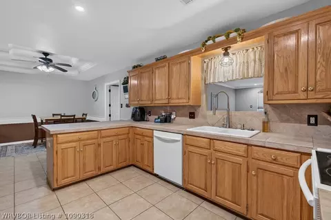 1702 Nixon Rd, Lavaca, AR 72941 photo 12