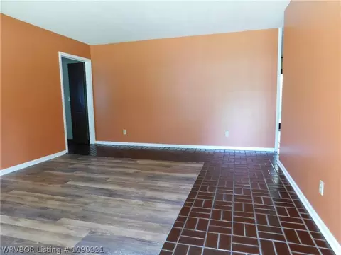 Living - 6006 Carthage St, Fort Smith, AR 72903 photo 1 of 3