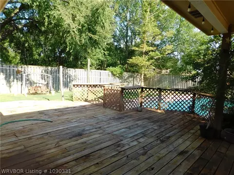 Exterior - 6006 Carthage St, Fort Smith, AR 72903 photo 2 of 6
