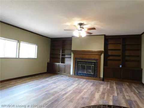 Living - 6006 Carthage St, Fort Smith, AR 72903 photo 2 of 3