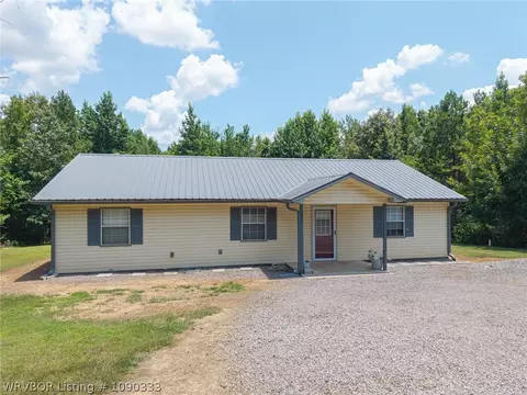 23 Wild Rose Ln, Booneville, AR 72927