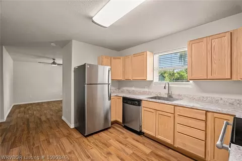 Kitchen - 3007 N L St, Fort Smith, AR 72901 photo 2 of 3