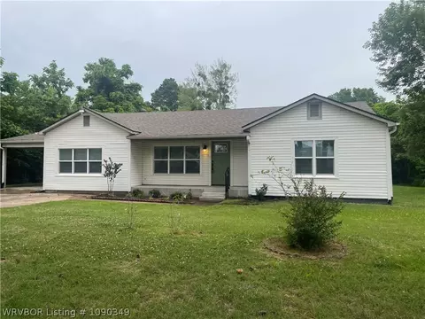 Exterior - 1605 Jacobs Ave, Fort Smith, AR 72908 photo 2 of 3