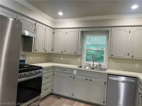 Kitchen - 1605 Jacobs Ave, Fort Smith, AR 72908 photo 1 of 1