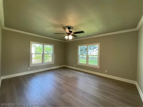 Living - 1605 Jacobs Ave, Fort Smith, AR 72908 photo 7 of 7