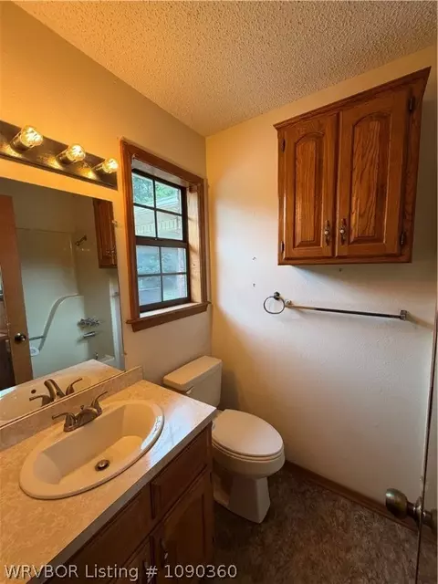 Bath - 192 E Highway 288, Scranton, AR 72863 photo 1 of 5