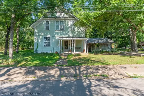 401 N Brown St, Clarksville, AR 72830