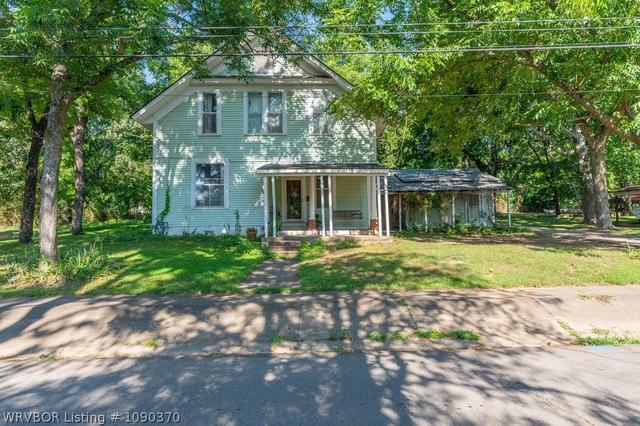 401 N Brown St, Clarksville, AR 72830