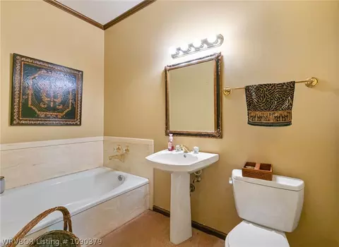 Bath - 12 Free Ferry Cir, Fort Smith, AR 72903 photo 4 of 9