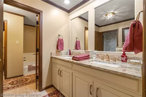 Bath - 12 Free Ferry Cir, Fort Smith, AR 72903 photo 6 of 9