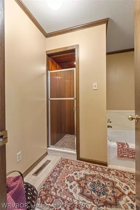 Bath - 12 Free Ferry Cir, Fort Smith, AR 72903 photo 8 of 9