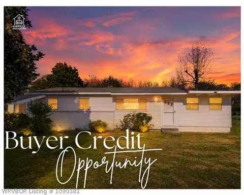 902 W 12th St, Fayetteville, AR 72701