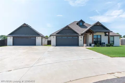 2823 Marissa Ct, Van Buren, AR 72956