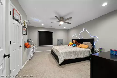 Bedroom - 10101 Stephens Ct, Fort Smith, AR 72908 photo 6 of 8