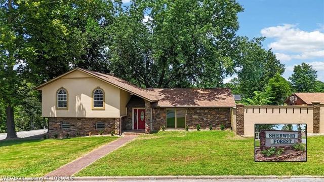 1402 NW 11th St, Bentonville, AR 72712