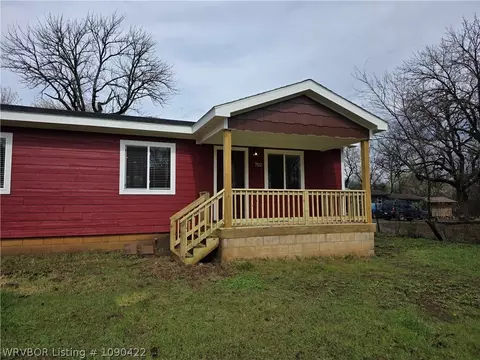 702 E 1st St, Hartford, AR 72938 photo 1