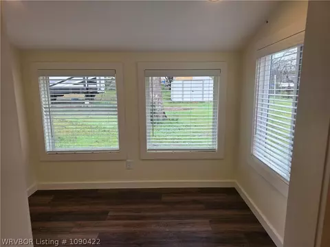 702 E 1st St, Hartford, AR 72938 photo 10