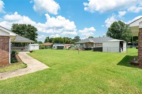 Exterior - 310 N 28th St, Ozark, AR 72949 photo 3 of 5