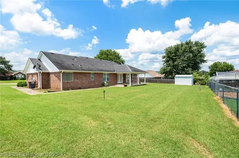 Exterior - 310 N 28th St, Ozark, AR 72949 photo 4 of 5