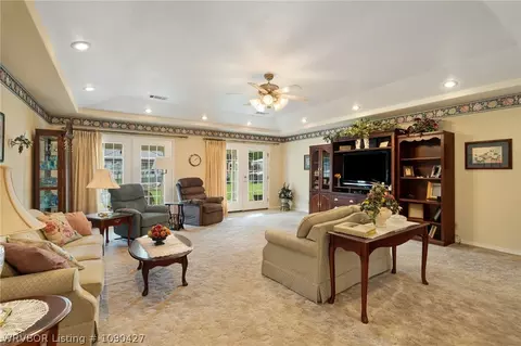 Living - 310 N 28th St, Ozark, AR 72949 photo 1 of 1