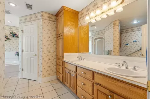 Bath - 310 N 28th St, Ozark, AR 72949 photo 1 of 3