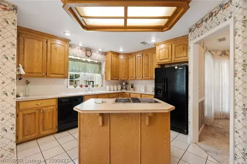 Kitchen - 310 N 28th St, Ozark, AR 72949 photo 1 of 3