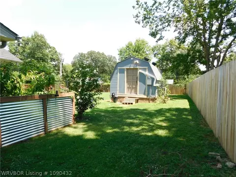 Exterior - 1104 N 49th St, Fort Smith, AR 72904 photo 3 of 4