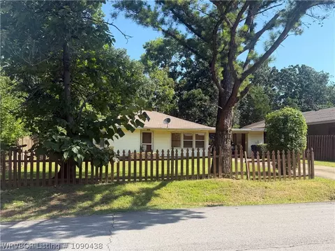 Exterior - 2805 Houston, Fort Smith, AR 72901 photo 2 of 5
