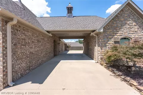 1715 Crystal Ct, Fort Smith, AR 72916 photo 5