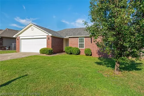 1920 55th Pl, Fort Smith, AR 72904 photo 3