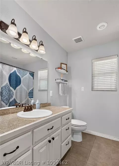 Bath - 3605 Colfax Way, Greenwood, AR 72936 photo 1 of 1