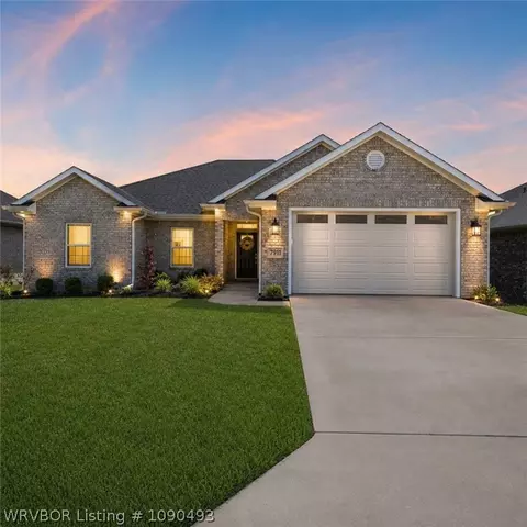7911 Coltridge Way, Fort Smith, AR 72916