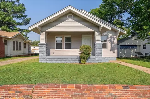 Exterior - 823 N 41st St, Fort Smith, AR 72903 photo 2 of 7