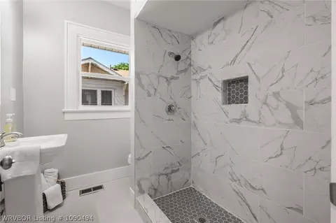 Bath - 823 N 41st St, Fort Smith, AR 72903 photo 2 of 2