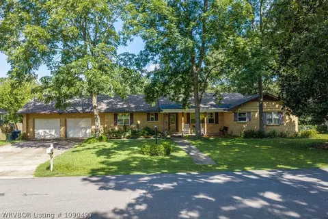 Exterior - 1135 N 57th Pl, Fort Smith, AR 72904 photo 1 of 5