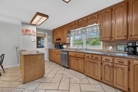 Kitchen - 1135 N 57th Pl, Fort Smith, AR 72904 photo 1 of 3