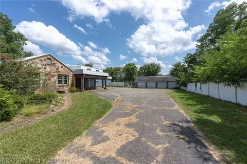 2800 Walnut St, Paris, AR 72855 photo 3