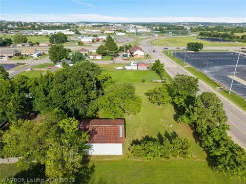 View/Area - 1808 Jacobs Ave, Fort Smith, AR 72908 photo 2 of 8