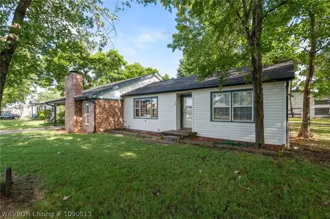 Exterior - 1808 Jacobs Ave, Fort Smith, AR 72908 photo 4 of 8