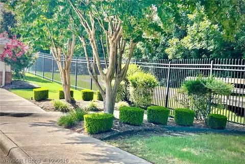 Exterior - 49 Stonegate Ct, Fort Smith, AR 72916 photo 9 of 9