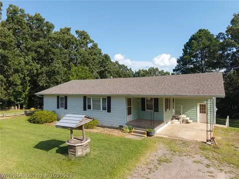 Exterior - 15 Walker Rd, Lavaca, AR 72941 photo 2 of 8