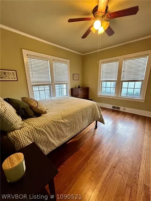 Bedroom - 1100 S 26th St, Fort Smith, AR 72901 photo 4 of 7