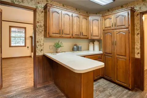 Kitchen - 1308 6th Ter, Barling, AR 72923 photo 3 of 4