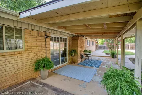 Exterior - 1308 6th Ter, Barling, AR 72923 photo 5 of 14