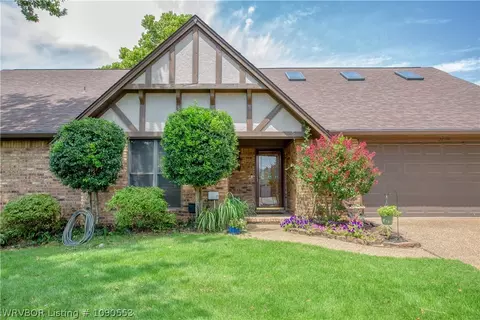 Exterior - 2700 S 87th Dr, Fort Smith, AR 72903 photo 2 of 9