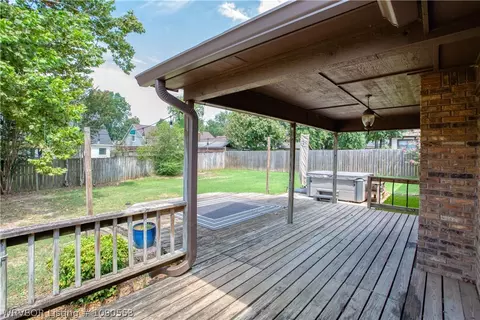 Exterior - 2700 S 87th Dr, Fort Smith, AR 72903 photo 7 of 9