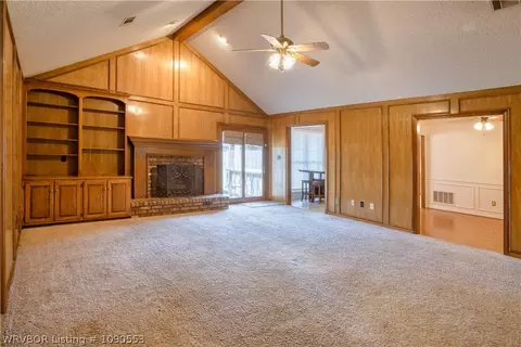 Living - 2700 S 87th Dr, Fort Smith, AR 72903 photo 3 of 6