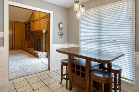 Dining - 2700 S 87th Dr, Fort Smith, AR 72903 photo 2 of 3