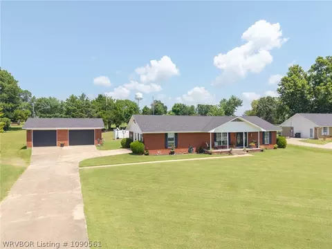 7 Vista Hills Blvd, Van Buren, AR 72956