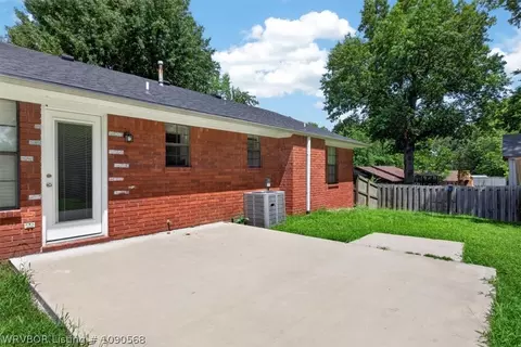 Exterior - 3001 98th Cir, Fort Smith, AR 72903 photo 4 of 8